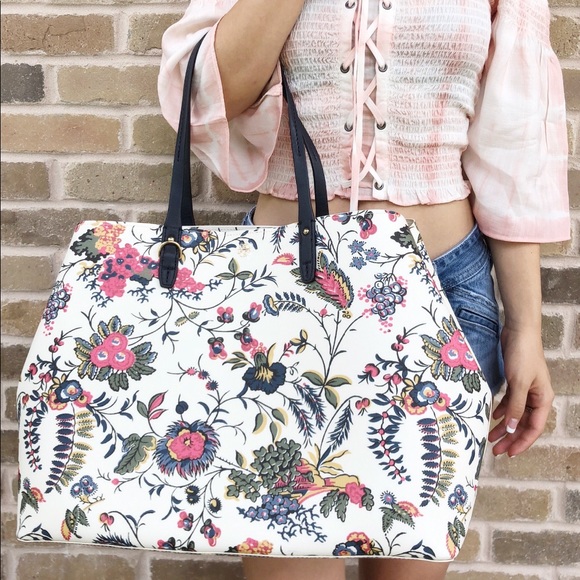 Tory Burch Handbags - Gaby’sBagsT👜💕-Tory Burch Large Tote Flower
